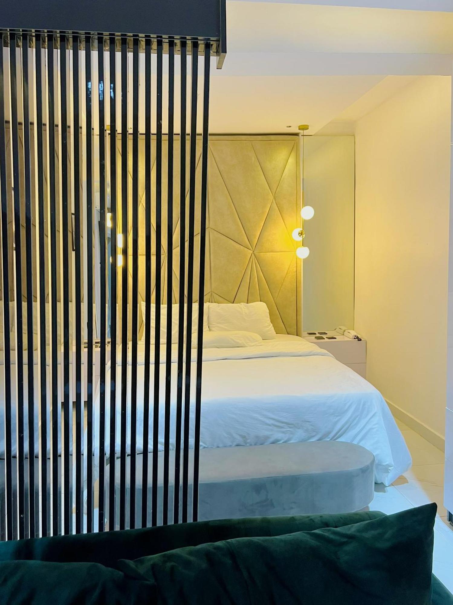 Austra Hotels And Apartments Maitama Abuja Eksteriør billede