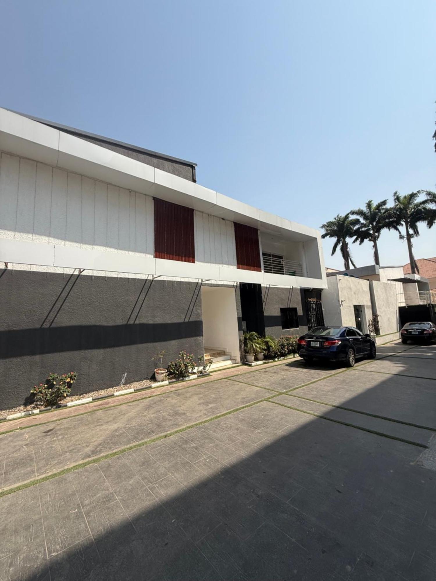 Austra Hotels And Apartments Maitama Abuja Eksteriør billede