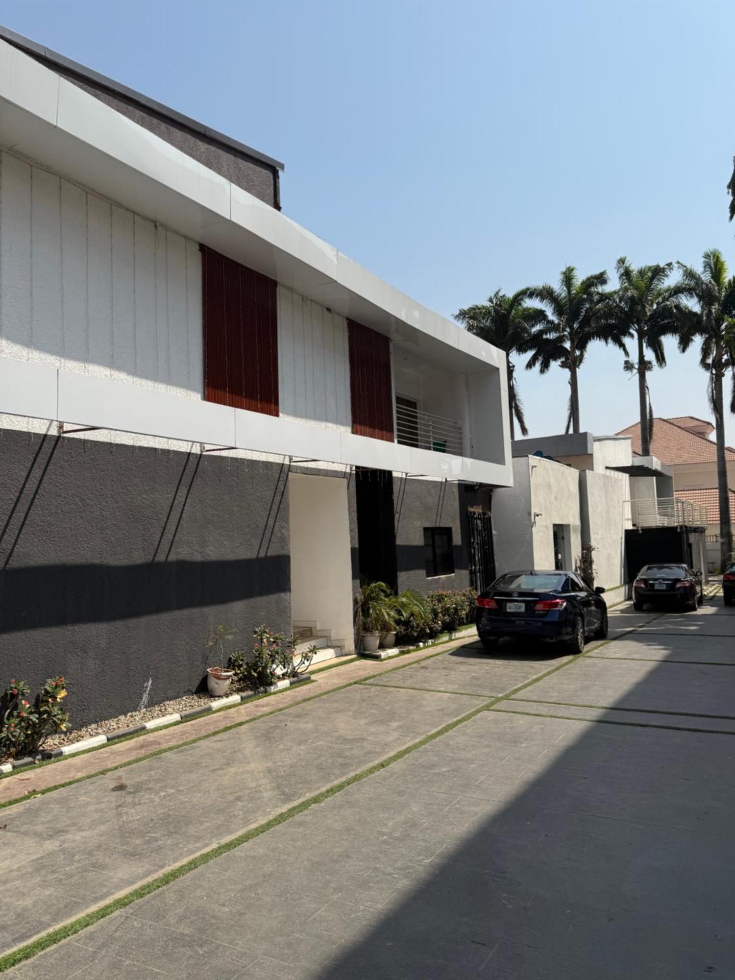 Austra Hotels And Apartments Maitama Abuja Eksteriør billede