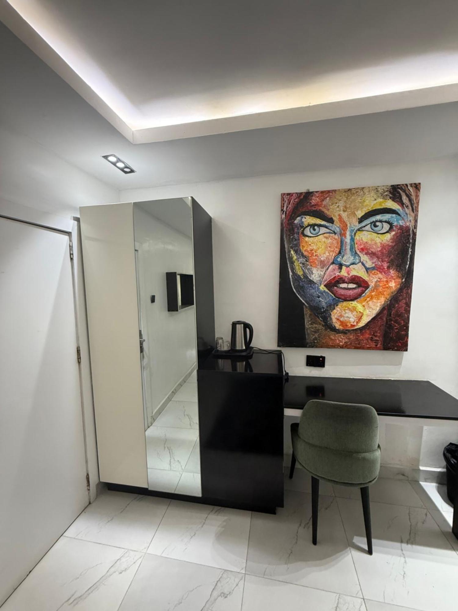 Austra Hotels And Apartments Maitama Abuja Eksteriør billede